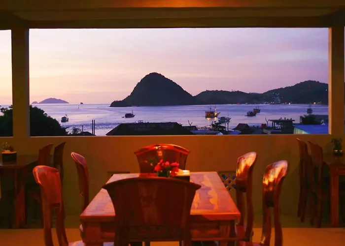 Komodo Lodge